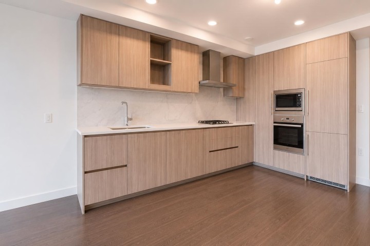 Photo 5 at 1606 - 455 Sw Marine Drive, Marpole, Vancouver West