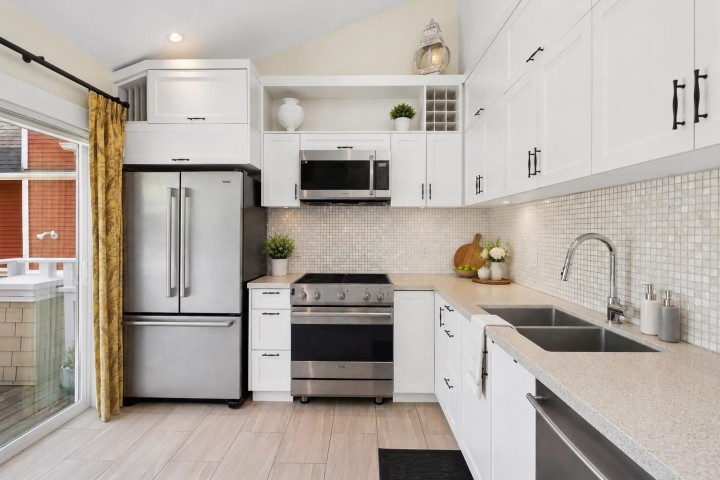 Photo 14 at 3541 W 8th Avenue, Kitsilano, Vancouver West