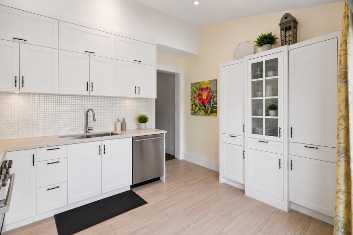 Photo 15 at 3541 W 8th Avenue, Kitsilano, Vancouver West