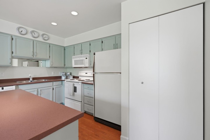 Photo 12 at 1344 W 7th Avenue, Fairview VW, Vancouver West