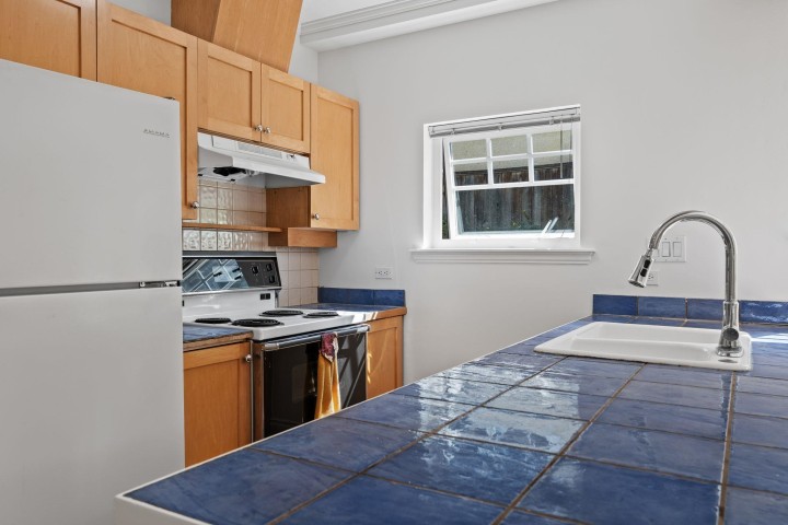 Photo 8 at 3027 W 7th Avenue, Kitsilano, Vancouver West