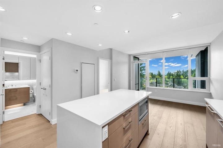 Photo 6 at 1107 - 5410 Shortcut Road, University VW, Vancouver West