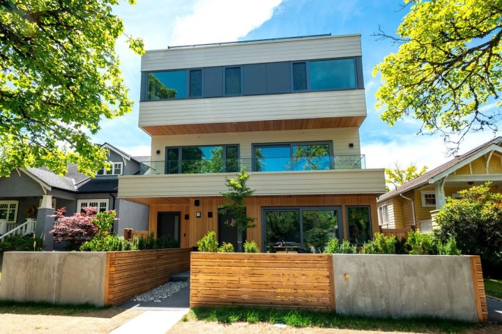 Photo 1 at 1 - 3120 W 11th Avenue, Kitsilano, Vancouver West