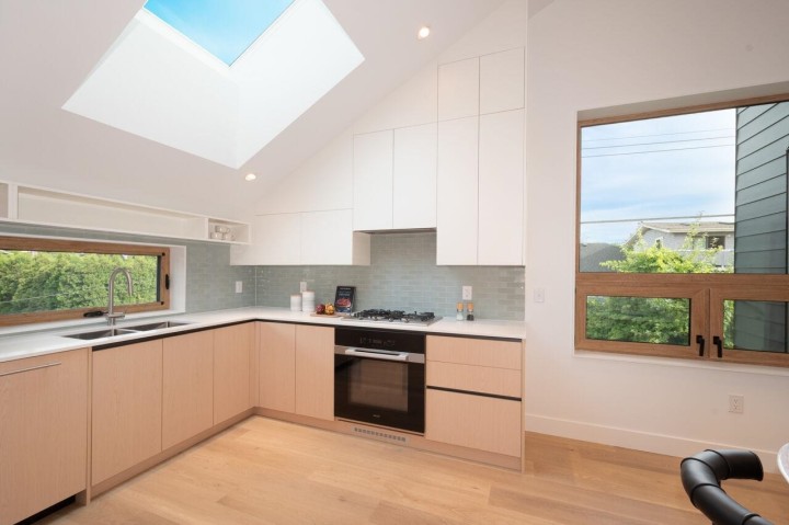 Photo 13 at 3122 W 11th Avenue, Kitsilano, Vancouver West
