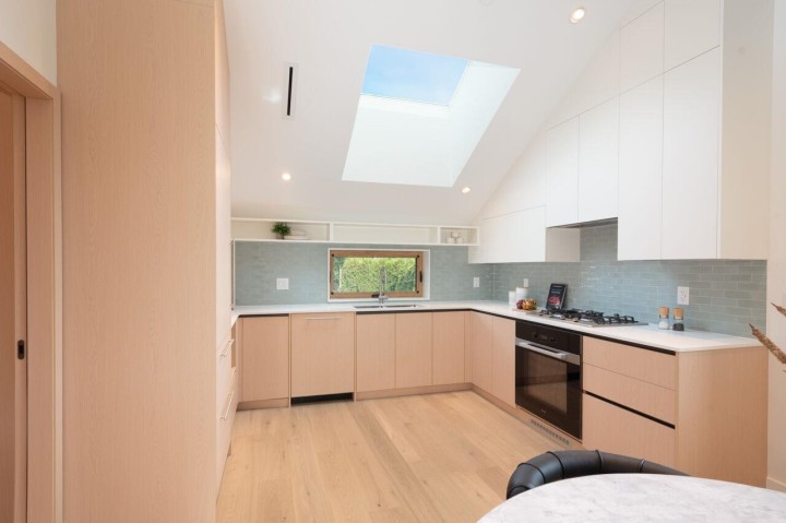 Photo 12 at 3122 W 11th Avenue, Kitsilano, Vancouver West