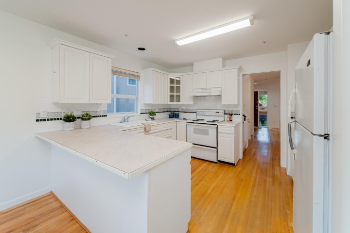 Photo 10 at 4682 W 14th Avenue, Point Grey, Vancouver West