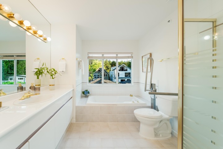 Photo 19 at 4682 W 14th Avenue, Point Grey, Vancouver West