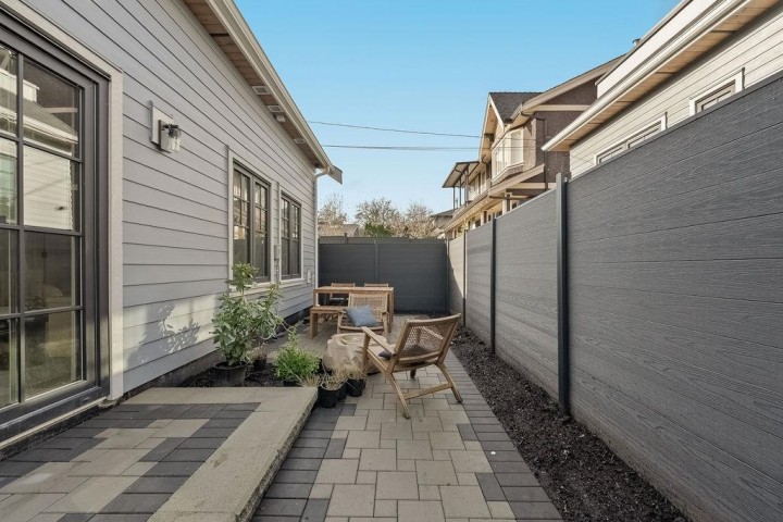 Photo 19 at 2544 Grant Street, Renfrew VE, Vancouver East