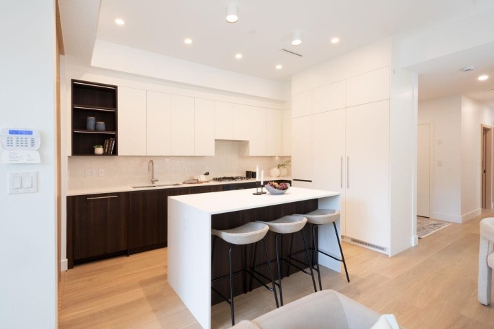 Photo 12 at 3 - 3120 W 11th Avenue, Kitsilano, Vancouver West