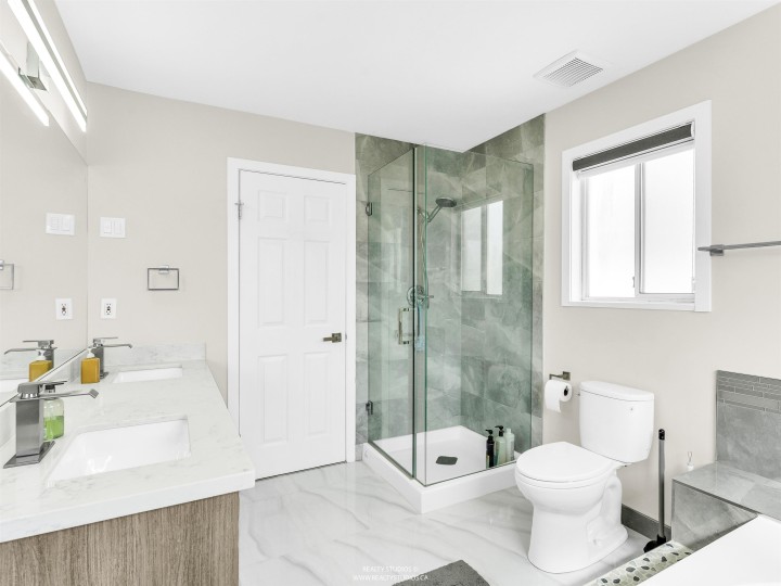 Photo 17 at 3466 Dieppe Drive, Renfrew Heights, Vancouver East