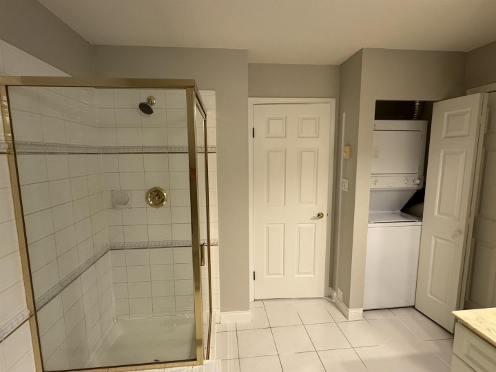 Photo 7 at 308 - 5835 E Hampton Place, University VW, Vancouver West