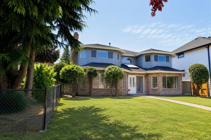 Photo 1 at 2718 Oliver Crescent, Arbutus, Vancouver West