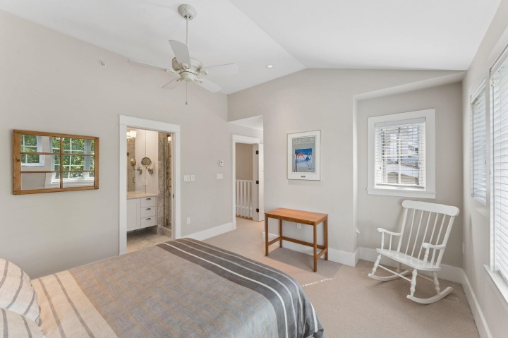 Photo 12 at 2071 Esquimalt Avenue, Ambleside, West Vancouver