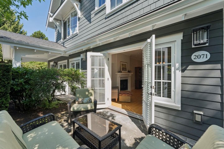 Photo 32 at 2071 Esquimalt Avenue, Ambleside, West Vancouver