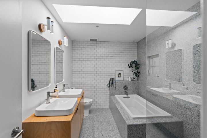 Photo 23 at 3261 W 2nd Avenue, Kitsilano, Vancouver West