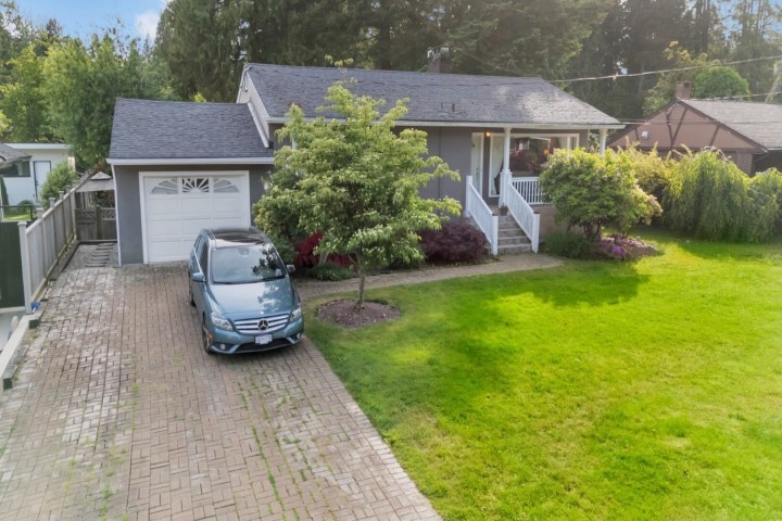 Photo 4 at 1075 Ruthina Avenue, Canyon Heights NV, North Vancouver