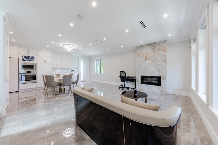 Photo 7 at 3559 E 48th Avenue, Killarney VE, Vancouver East