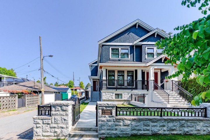 Photo 1 at 3559 E 48th Avenue, Killarney VE, Vancouver East