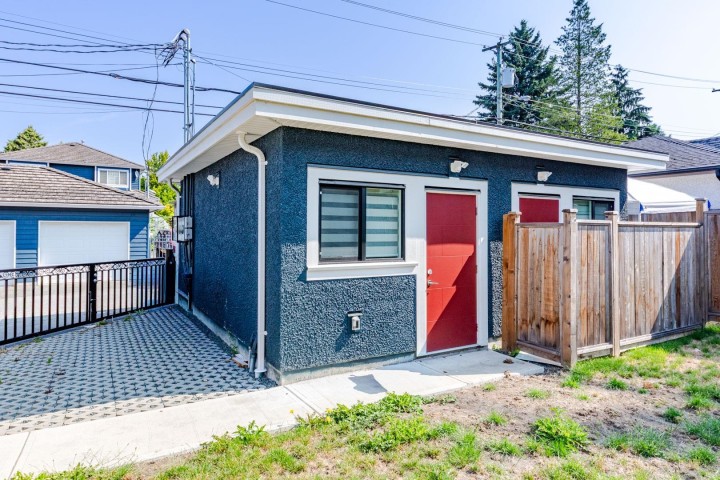 Photo 38 at 3559 E 48th Avenue, Killarney VE, Vancouver East