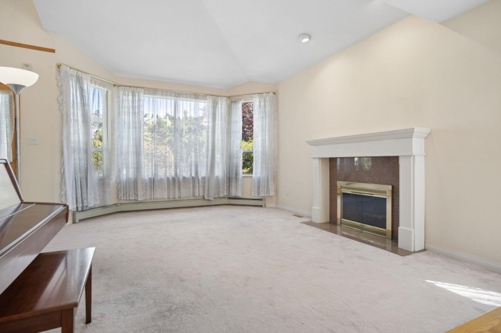 Photo 3 at 2986 W 37th Avenue, Kerrisdale, Vancouver West