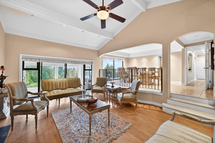 Photo 10 at 1375 Burnside Road, Chartwell, West Vancouver