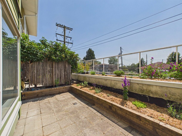 Photo 27 at 215 - 2238 Kingsway Street, Victoria VE, Vancouver East