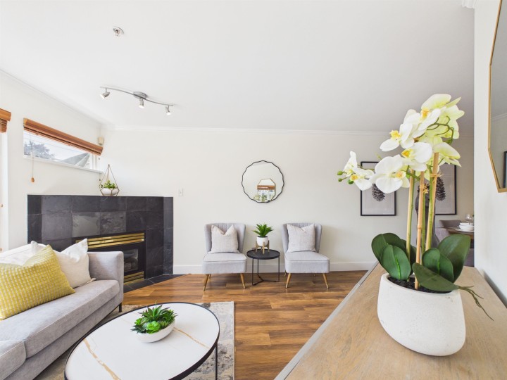 Photo 5 at 215 - 2238 Kingsway Street, Victoria VE, Vancouver East