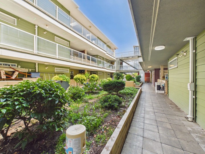 Photo 33 at 215 - 2238 Kingsway Street, Victoria VE, Vancouver East