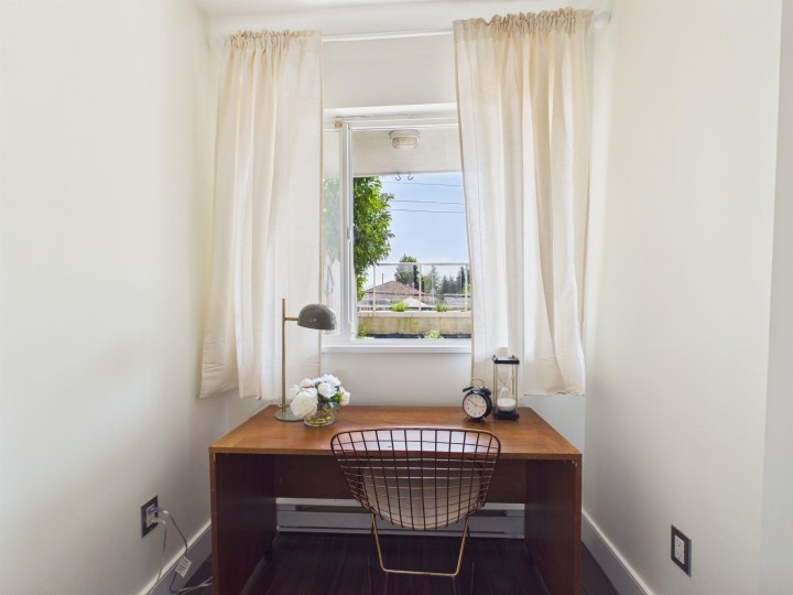 Photo 15 at 215 - 2238 Kingsway Street, Victoria VE, Vancouver East