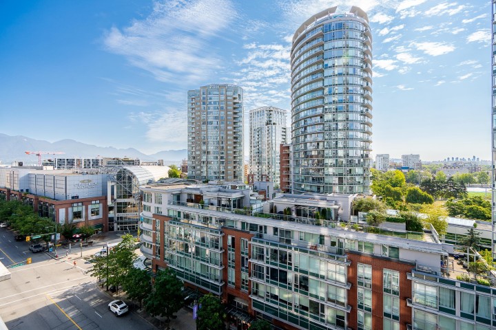 Photo 9 at 1002 - 689 Abbott Street, Downtown VW, Vancouver West