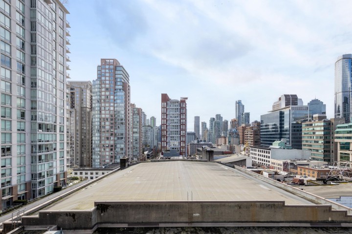 Photo 18 at 907 - 833 Seymour Street, Downtown VW, Vancouver West