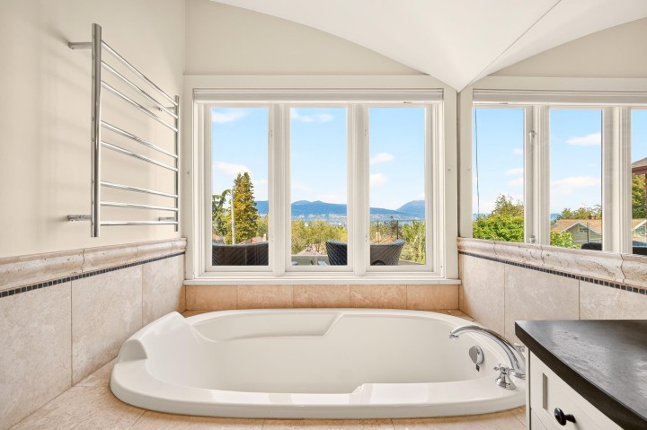 Photo 27 at 3835 W 12th Avenue, Point Grey, Vancouver West