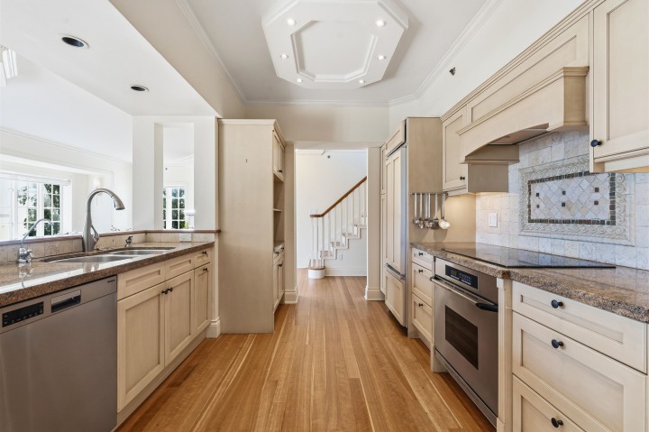 Photo 16 at 307 - 1311 Beach Avenue, West End VW, Vancouver West