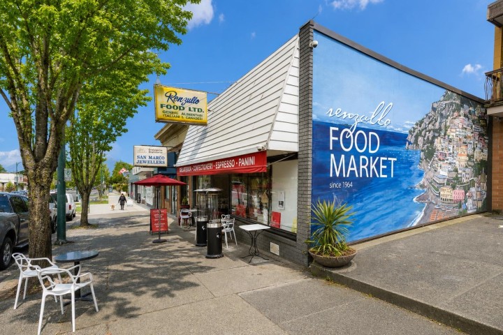 Photo 8 at 2737 Grant Street, Renfrew VE, Vancouver East