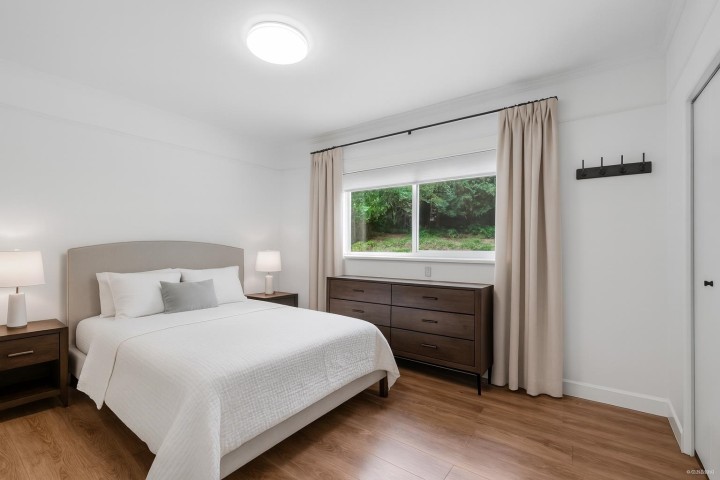 Photo 18 at 341 Rabbit Lane, British Properties, West Vancouver