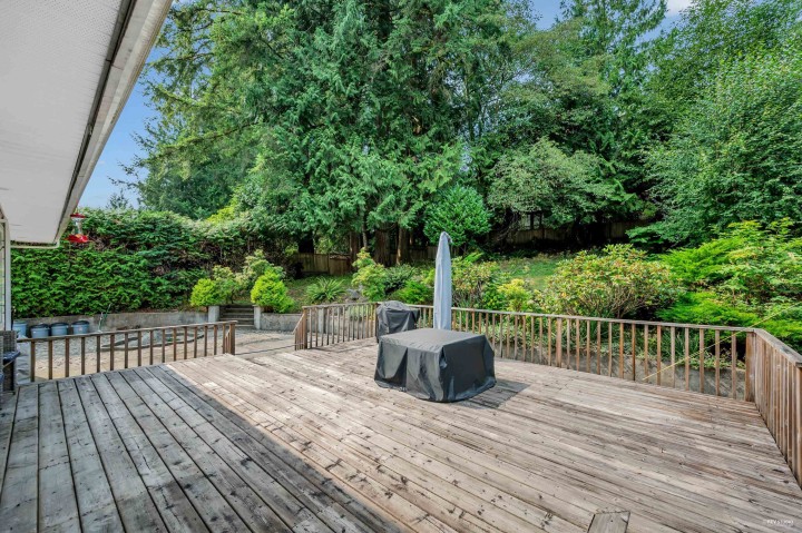 Photo 29 at 341 Rabbit Lane, British Properties, West Vancouver