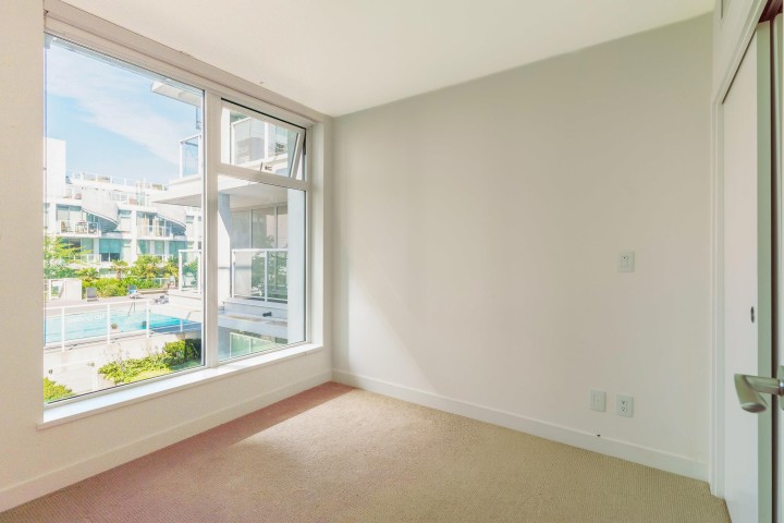 Photo 11 at 510 - 2221 E 30th Avenue, Victoria VE, Vancouver East