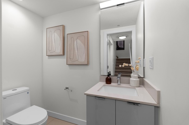 Photo 12 at TH3 - 108 E 8th Street, Central Lonsdale, North Vancouver