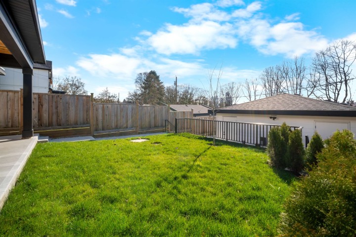 Photo 27 at 2 - 3576 E Pender Street, Renfrew VE, Vancouver East
