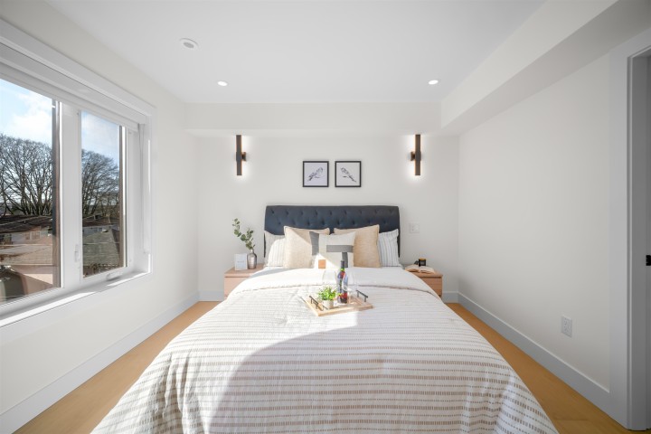 Photo 13 at 2 - 3576 E Pender Street, Renfrew VE, Vancouver East