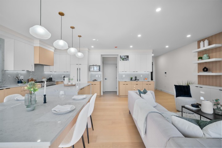 Photo 5 at 2 - 3576 E Pender Street, Renfrew VE, Vancouver East