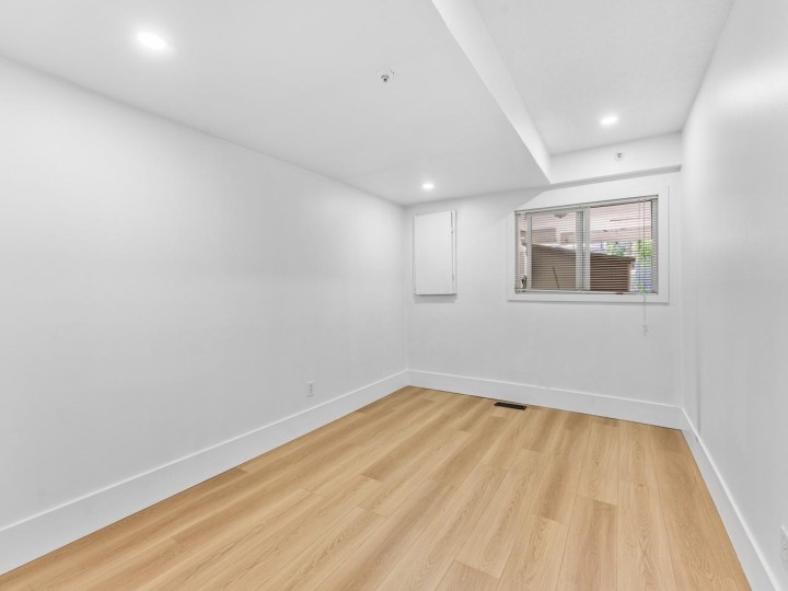 Photo 27 at 310 E 16th Avenue, Main, Vancouver East