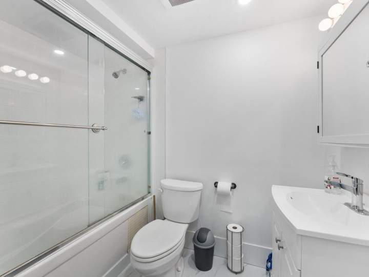 Photo 26 at 310 E 16th Avenue, Main, Vancouver East