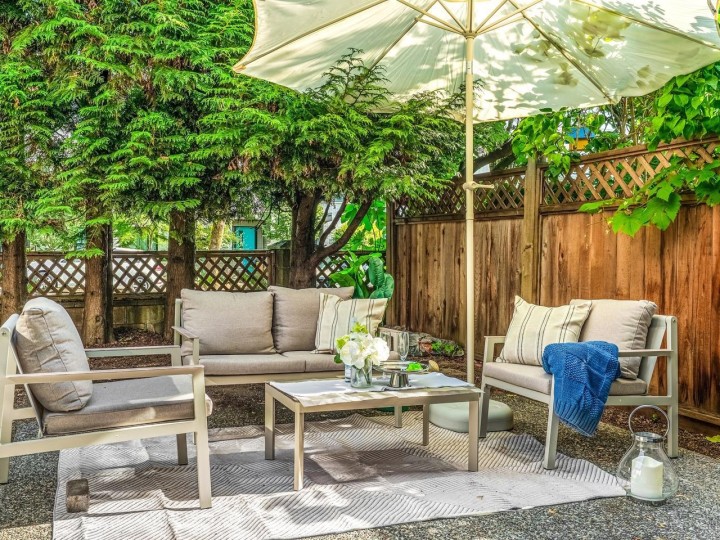 Photo 4 at 310 E 16th Avenue, Main, Vancouver East