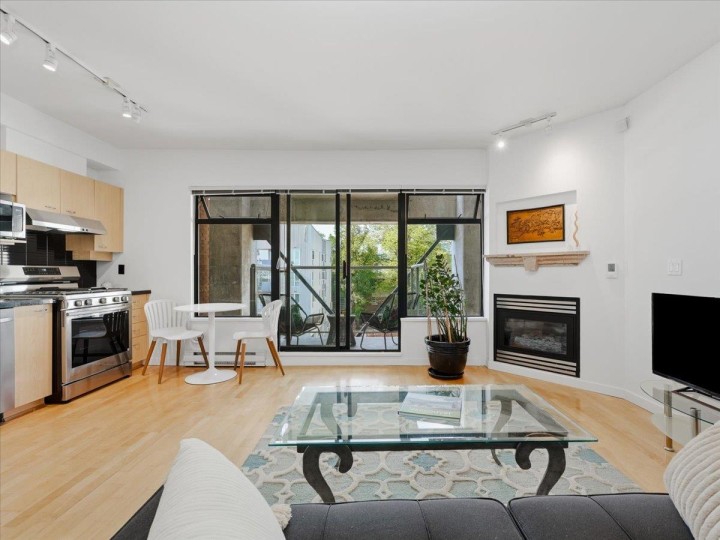 Photo 3 at 503 - 2228 Marstrand Avenue, Kitsilano, Vancouver West