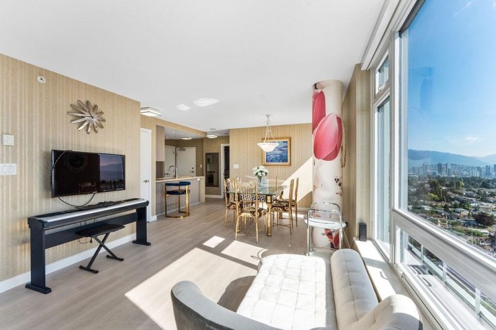 Photo 16 at 3203 - 5665 Boundary Road, Collingwood VE, Vancouver East