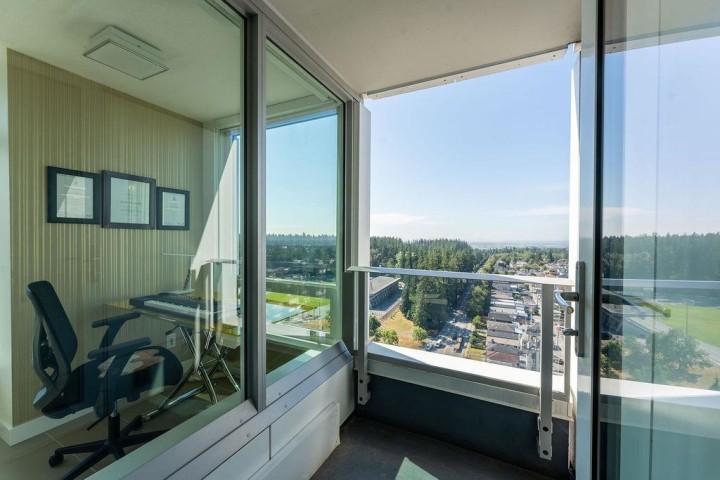 Photo 7 at 3203 - 5665 Boundary Road, Collingwood VE, Vancouver East