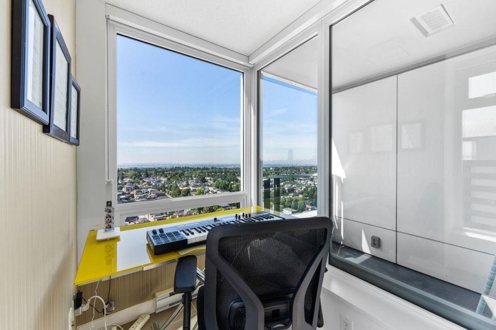Photo 20 at 3203 - 5665 Boundary Road, Collingwood VE, Vancouver East