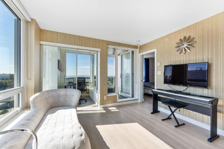 Photo 15 at 3203 - 5665 Boundary Road, Collingwood VE, Vancouver East