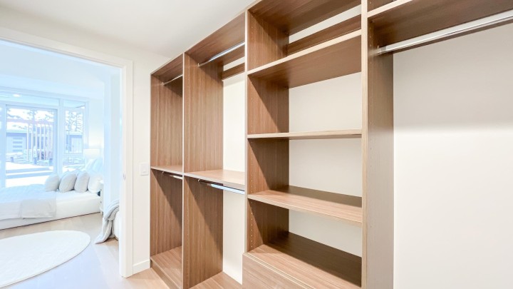 Photo 9 at 102 - 3963 Uplands Way, Cypress Park Estates, West Vancouver